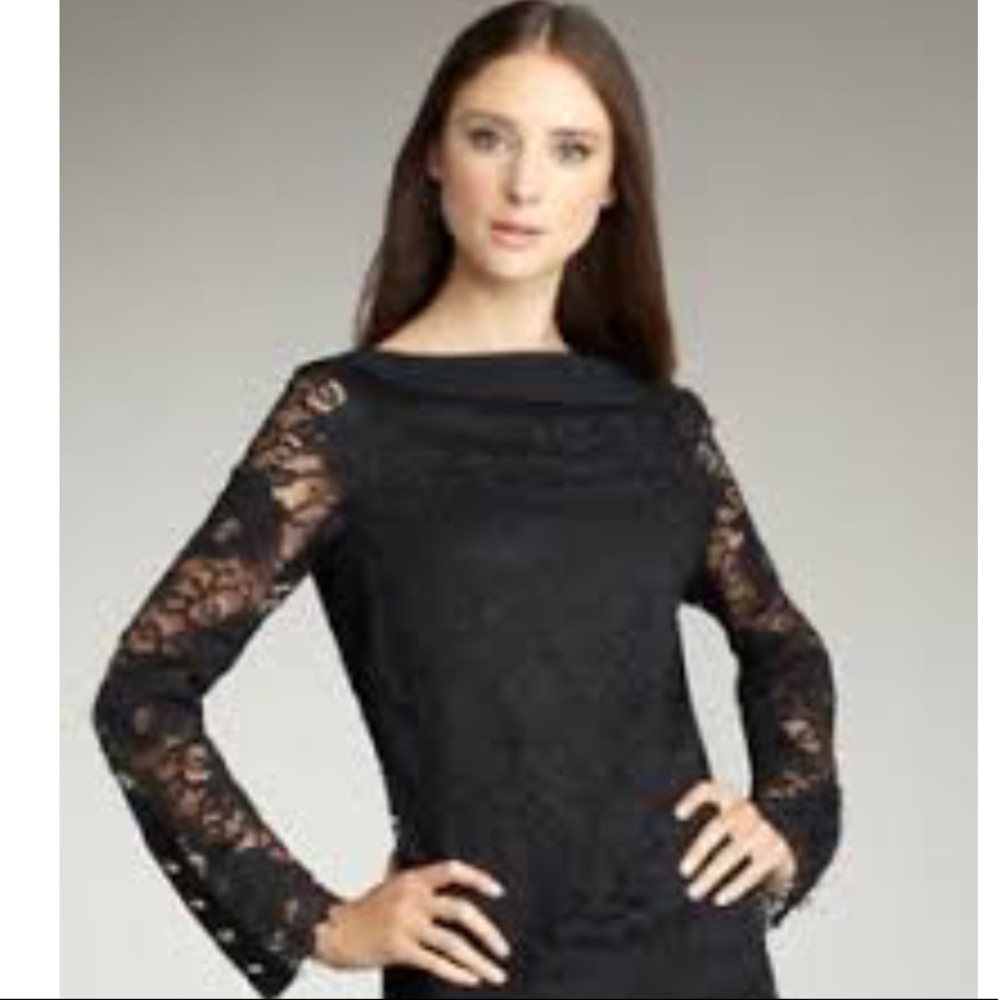 NWOT TORY BURCH BOAT NECK LACE TOP